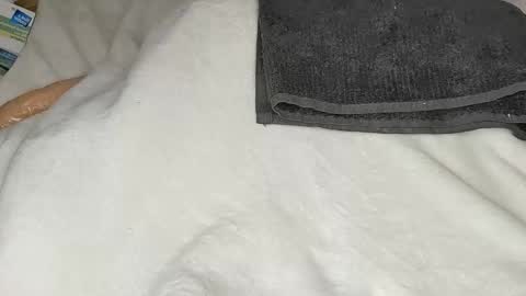 Snapshot of maybeanal chatting on 11/29/25, 02:47 maybeanal online show from 11/29/25, 02:47