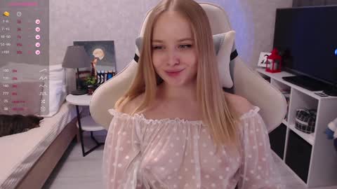 maybebabyx online show from 12/23/24, 08:11