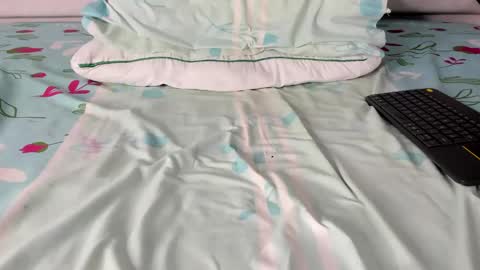 Maybelline69 online show from 11/08/25, 07:30