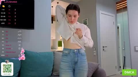 My name Casey  online show from 10/16/25, 04:57