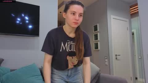 My name Casey  online show from 11/09/25, 04:44