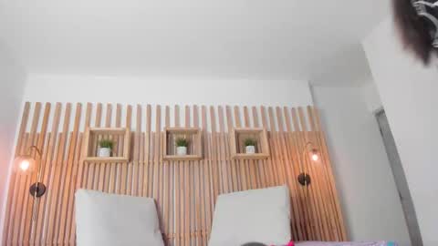 Snapshot of maye_wells_ chatting on 01/06/26, 07:06 Maye Wells online show from 01/06/26, 07:06