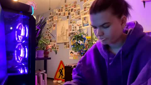 Rose online show from 04/01/26, 06:27