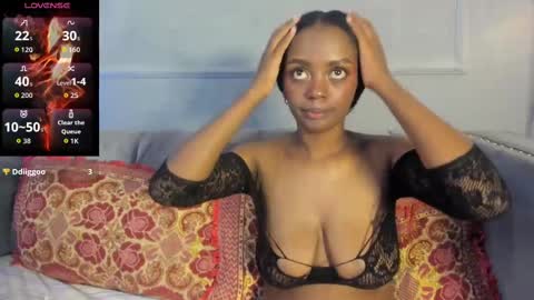 Snapshot of mayevanss chatting on 10/25/25, 04:53 mayevanss online show from 10/25/25, 04:53