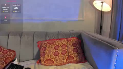 Snapshot of mayevanss chatting on 10/30/25, 03:52 mayevanss online show from 10/30/25, 03:52