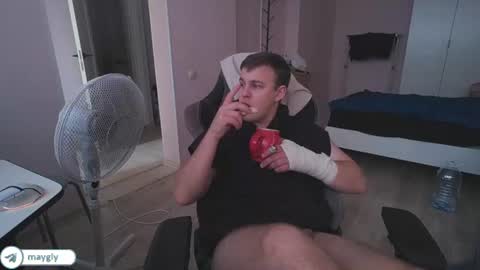 Snapshot of maygly chatting on 07/09/26, 12:09 Slava and Alextatto online show from 07/09/26, 12:09