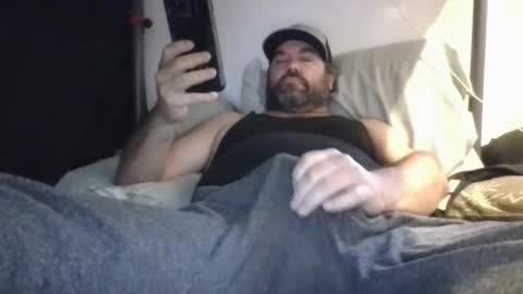 Dad bod 43 online show from 02/14/26, 03:31