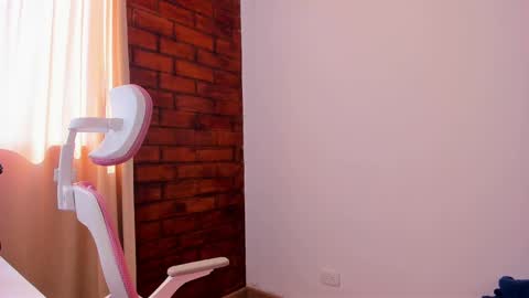 may online show from 03/08/25, 02:30