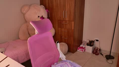 may online show from 04/03/26, 09:02