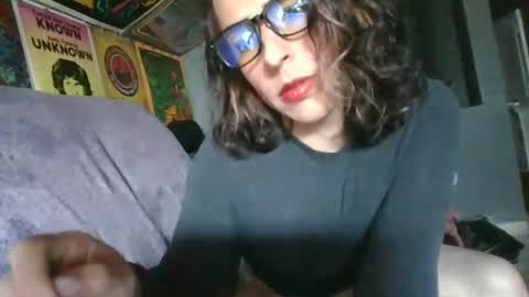 Snapshot of mayra_mayhem chatting on 12/11/24, 04:42 diana doll online show from 12/11/24, 04:42