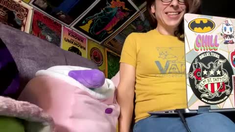 Snapshot of mayra_mayhem chatting on 12/15/24, 07:10 diana doll online show from 12/15/24, 07:10