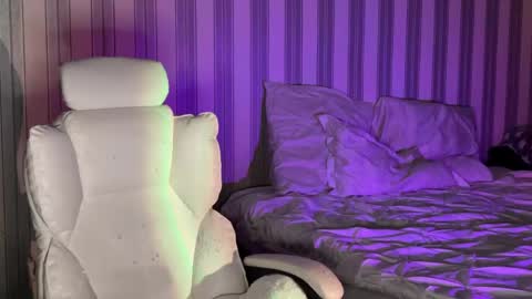 mayvi_cold online show from 03/31/26, 06:52