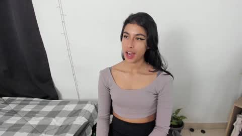 Snapshot of mazikeen_18 chatting on 10/07/25, 12:02 mazikeen_18 online show from 10/07/25, 12:02