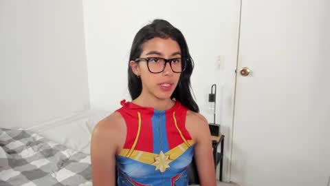 Snapshot of mazikeen_18 chatting on 06/29/26, 01:33 mazikeen_18 online show from 06/29/26, 01:33