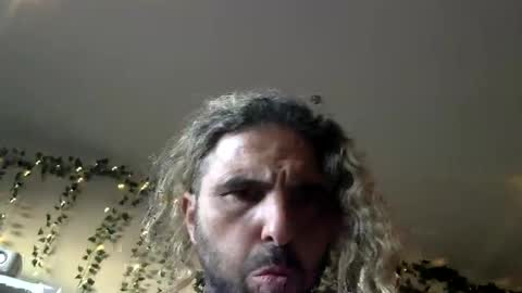 Snapshot of mazl0w chatting on 01/02/25, 05:57 mazl0w online show from 01/02/25, 05:57