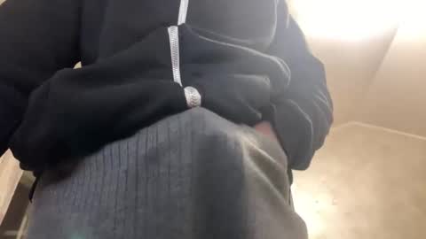 Snapshot of mazza9623 chatting on 12/10/24, 12:17 mazza9623 online show from 12/10/24, 12:17