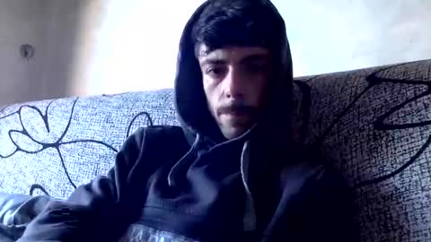 Snapshot of mazza9623 chatting on 12/12/24, 12:44 mazza9623 online show from 12/12/24, 12:44