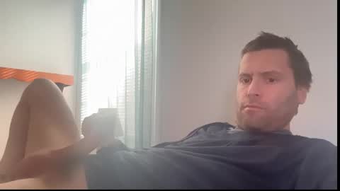 Snapshot of mbnc chatting on 02/12/26, 08:04 lol online show from 02/12/26, 08:04