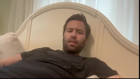 Snapshot of mbnc chatting on 04/05/26, 03:31 lol online show from 04/05/26, 03:31