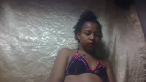 mbotyfeliciaa online show from 11/21/25, 04:33