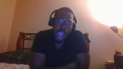 Mark online show from 10/31/25, 02:45