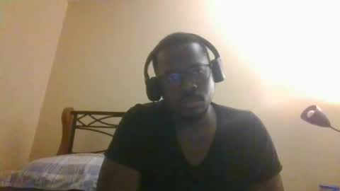 Snapshot of mbsupreme chatting on 06/02/26, 03:52 Mark online show from 06/02/26, 03:52