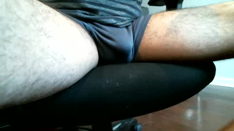 Snapshot of mcbuster11 chatting on 12/14/24, 02:21 mcbuster11 online show from 12/14/24, 02:21