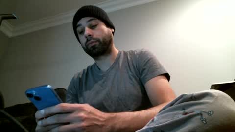 Snapshot of mcbuster11 chatting on 02/06/25, 12:26 mcbuster11 online show from 02/06/25, 12:26