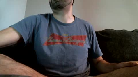 Snapshot of mcbuster11 chatting on 02/11/25, 02:35 mcbuster11 online show from 02/11/25, 02:35