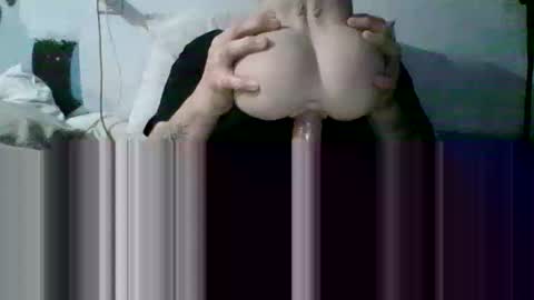 Snapshot of mchav997 chatting on 12/17/25, 06:30 Matt online show from 12/17/25, 06:30