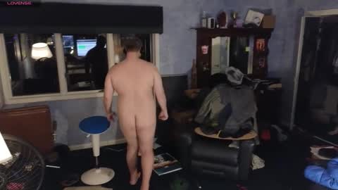 Snapshot of mckhero chatting on 12/20/24, 11:58 Sean online show from 12/20/24, 11:58