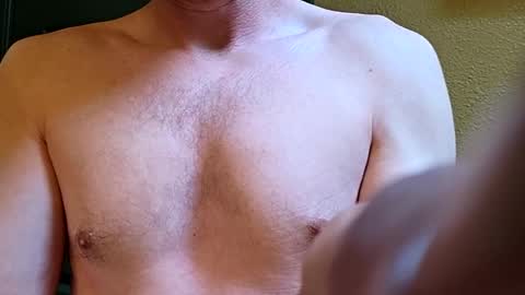 Snapshot of mclovinmackay chatting on 06/29/26, 05:24 mclovinmackay online show from 06/29/26, 05:24