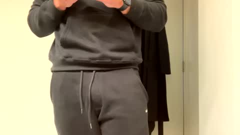 mcr8080 online show from 01/01/25, 12:11