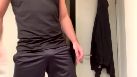 mcr8080 online show from 01/17/25, 06:15