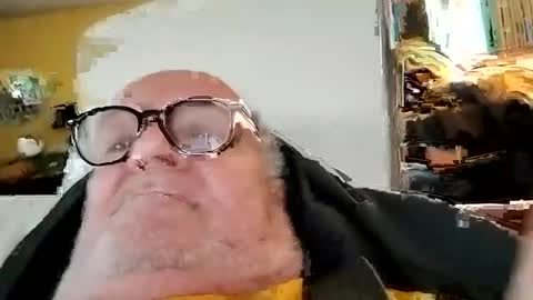 Snapshot of mcwire4 chatting on 01/24/25, 07:07 mcwire4 online show from 01/24/25, 07:07