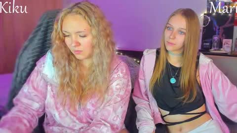 Snapshot of mdaluna chatting on 09/21/25, 04:19 Kiku online show from 09/21/25, 04:19