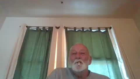 mdane99 online show from 12/04/25, 09:12