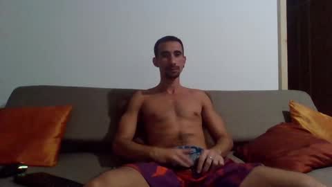 Snapshot of mdbisc chatting on 02/21/25, 02:28 mdbisc online show from 02/21/25, 02:28