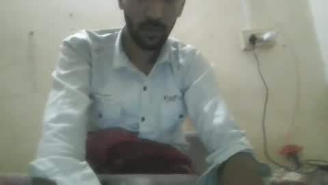 Snapshot of mdmaddy7888 chatting on 01/18/25, 05:15 md online show from 01/18/25, 05:15