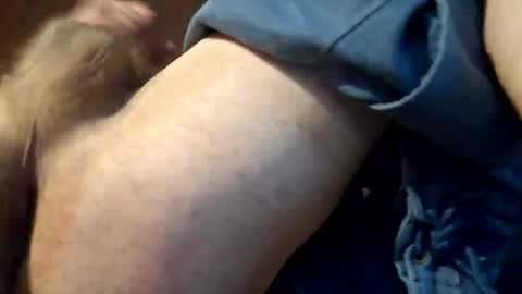 Snapshot of mds90x chatting on 12/14/25, 11:04 mds90x online show from 12/14/25, 11:04