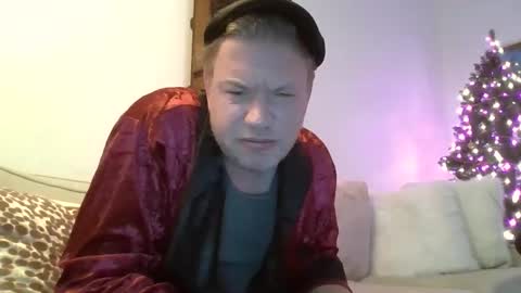 me2283 online show from 12/10/24, 03:30