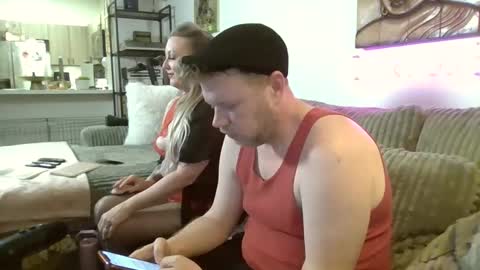 me2283 online show from 02/15/25, 04:03