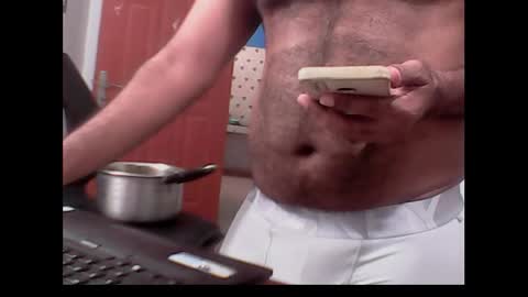 Snapshot of me_hai12 chatting on 12/03/24, 03:44 me_hai12 online show from 12/03/24, 03:44