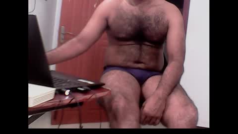 Snapshot of me_hai12 chatting on 12/06/24, 04:49 me_hai12 online show from 12/06/24, 04:49