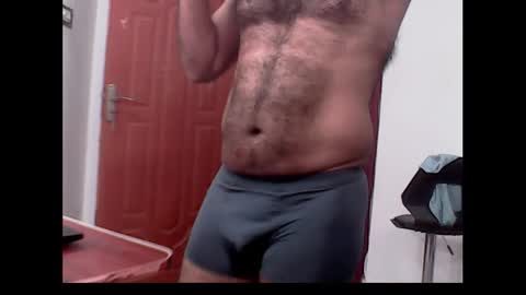 Snapshot of me_hai12 chatting on 12/12/24, 03:05 me_hai12 online show from 12/12/24, 03:05