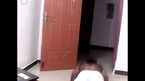 Snapshot of me_hai12 chatting on 02/06/25, 11:37 me_hai12 online show from 02/06/25, 11:37