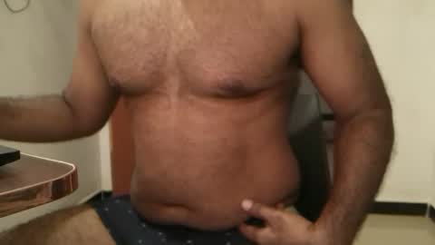 Snapshot of me_hai12 chatting on 11/20/25, 12:05 me_hai12 online show from 11/20/25, 12:05