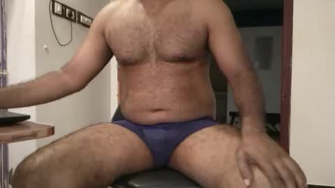 Snapshot of me_hai12 chatting on 12/02/25, 12:10 me_hai12 online show from 12/02/25, 12:10