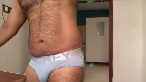 me_hai12 online show from 02/20/26, 11:43