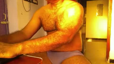 me_hai12 online show from 03/23/26, 12:20